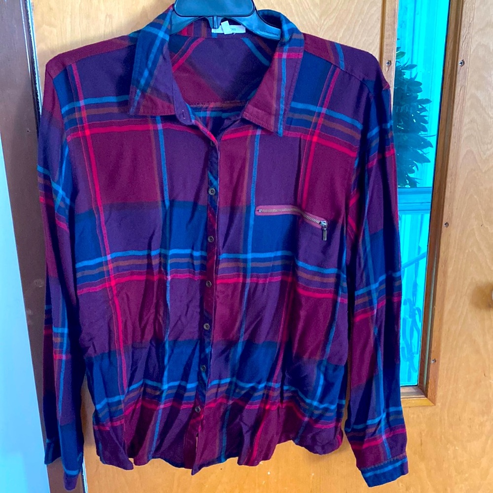 Maurices brand Multi colored flannel